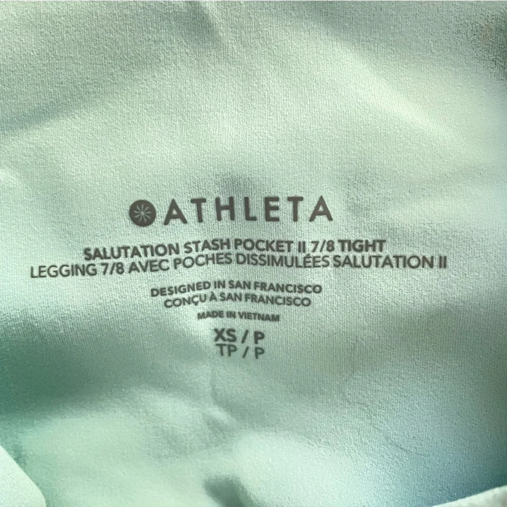 Athleta light green